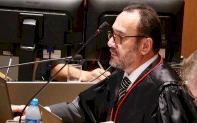 Depois de brigar por causa de sobrenome, garoto consegue tirar Pinto do RG