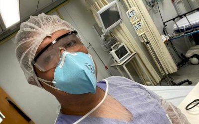 ‘Meus pacientes precisam de mim’, disse médico internado por Covid-19 antes de morrer