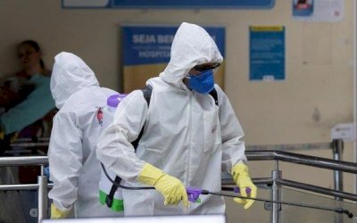 Covid-19 avança no Brasil, que ainda enfrenta gripe, dengue e sarampo