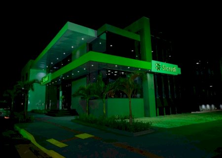 Sicredi Centro-Sul MS reinaugura agência Água Boa em novo endereço.