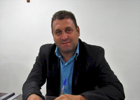 Vereador Bira reivindicou o patrolamento de estradas rurais e melhorias no Posto de Saúde de Amandina