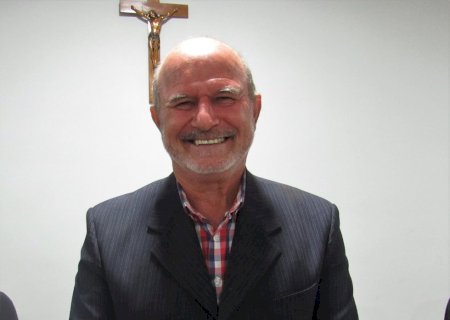 Colocação de placas com nome de ruas e avenidas foi cobrado por Dema