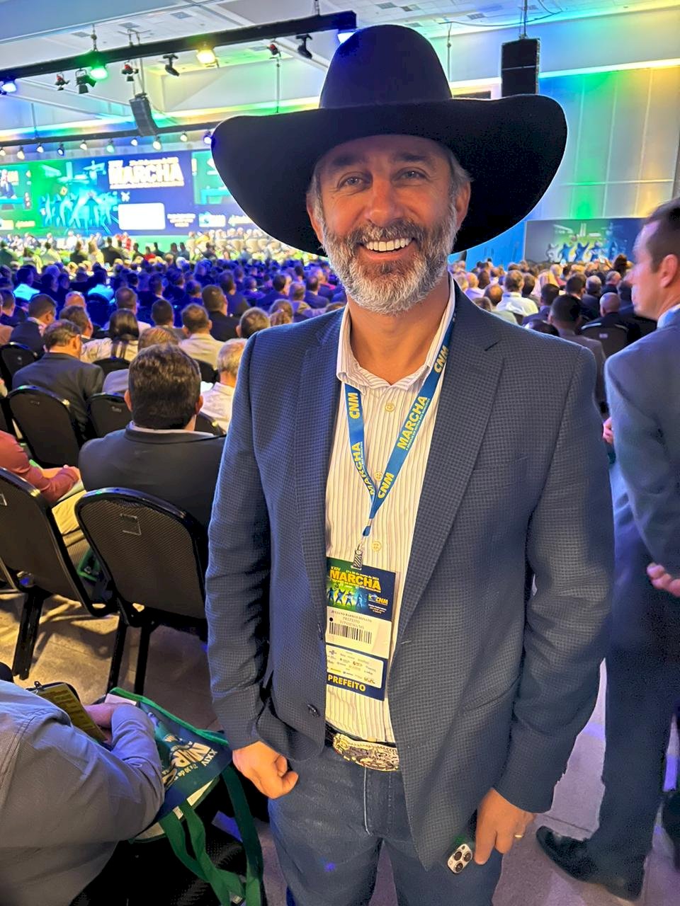 Prefeito de Ivinhema esta em Brasília para discutir continuidade de obras.