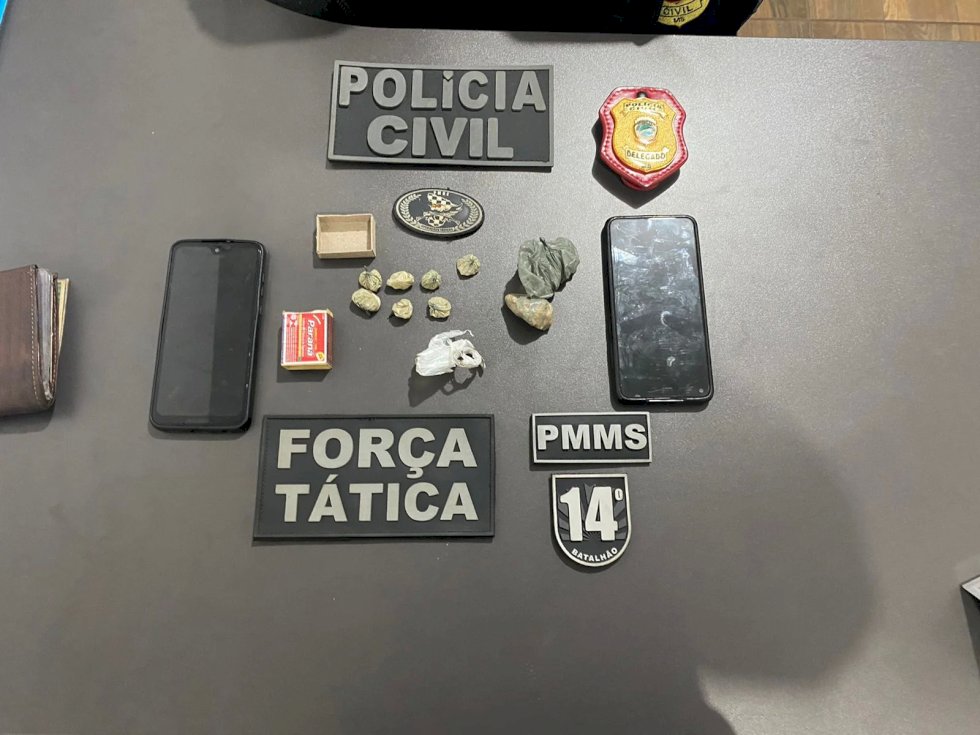 Casal é preso por tráfico de drogas em Vicentina.