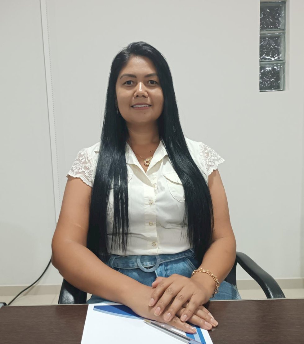 VEREADORA MARY COBRA RIGIDEZ NA FISCALIZAÇÃO DE TERRENOS BALDIOS E RECURSOS PARA REFORMA DE PRAÇA DO BAIRRO ITAPOÃ