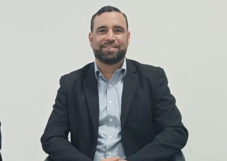 ALESSANDRO PETSHOP REIVINDICA INSTALAÇÃO DE PORTAS COM DETECTORES DE METAIS, CERCA ELÉTRICA E SEGURANÇAS EM ESCOLAS