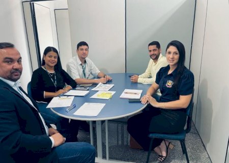 Prefeitura de Ivinhema Detran Demtrivi e Adecoagro se reúnem para discutir Maio Amarelo