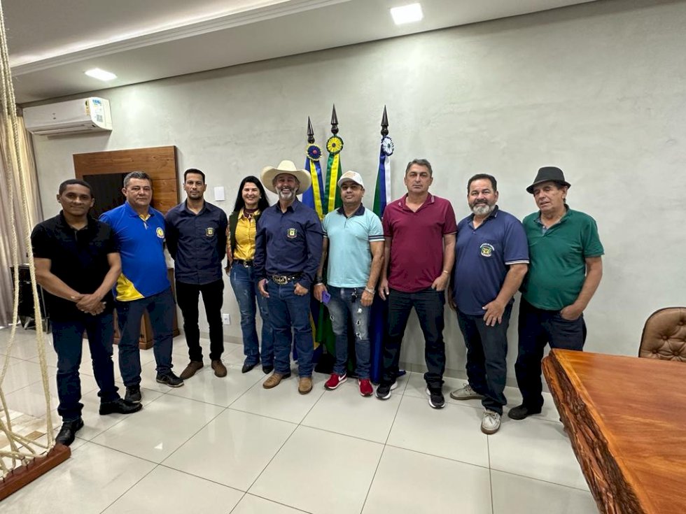 Representantes do Ivinhemense SUB-20 se reuniu com prefeito de Ivinhema para discutir apoio
