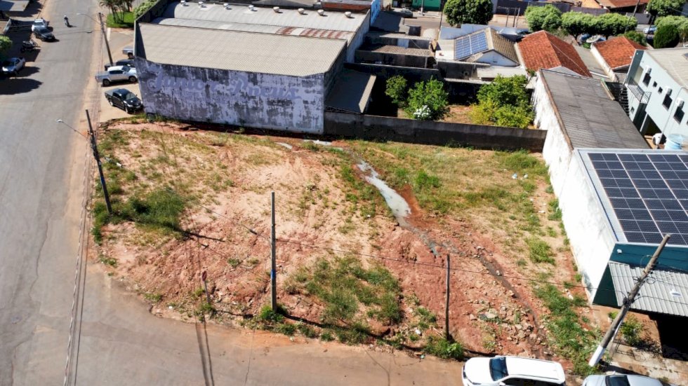 Prazo para donos de terrenos construírem calçadas terminam dia 30 de maio