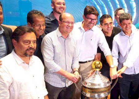 Secretário De Cultura Esporte e Lazer de Ivinhema participou de cerimônia do encerramento do Campeonato Estadual