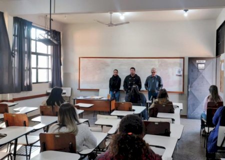 Candidatos ao Conselho Tutelar de Ivinhema realizaram prova.