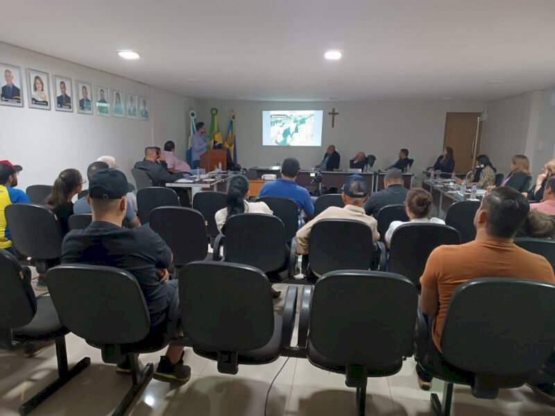 ONG IVIBIO UTILIZA TRIBUNA EM SESSÃO ORDINÁRIA PARA “SALVAR” O CÓRREGO PIRAVEVÊ E OUTROS DO MUNICÍPIO