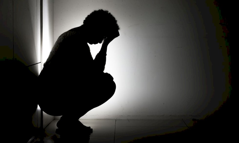 Estudo alerta para alta incidência de suicídio na adolescência.