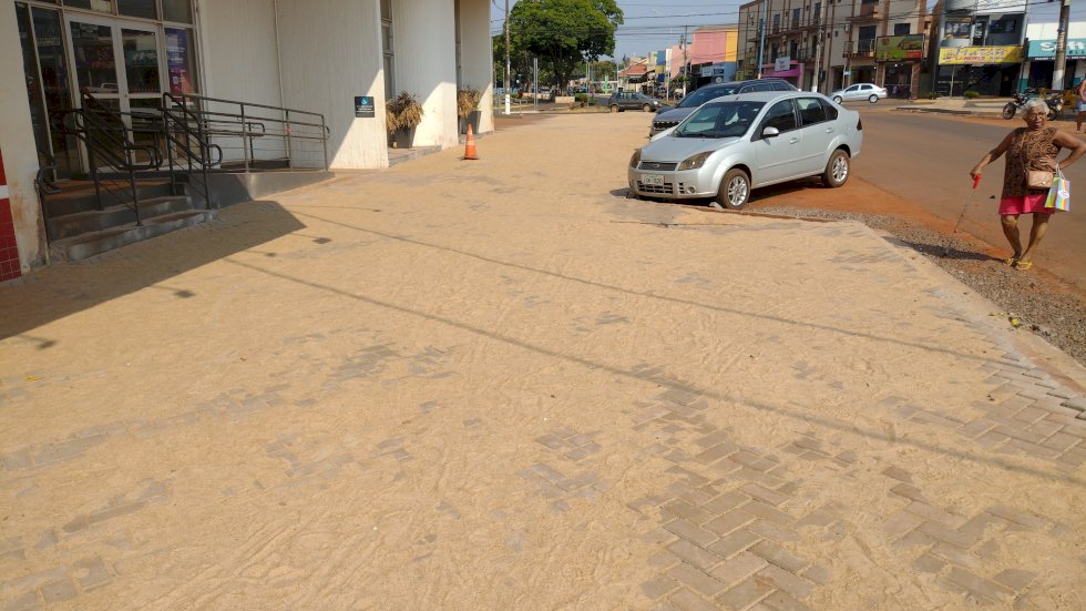 Ivinhema -ACIIV associação comercial faz campanha em prol dos comerciantes da Panamá e ruas transversais.