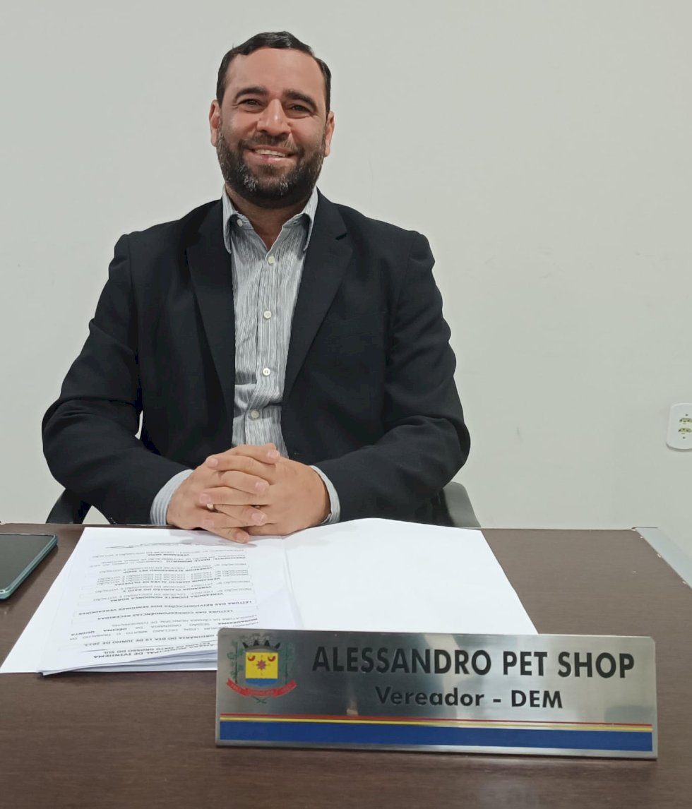 ALESSANDRO PETSHOP PEDE QUE O MUNICÍPIO ESTUDE A POSSIBILIDADE DE UMA PARCERIA COM EMPRESAS DE TRANSPORTES PARA TRABALHADORES DO DISTRITO DE AMANDINA