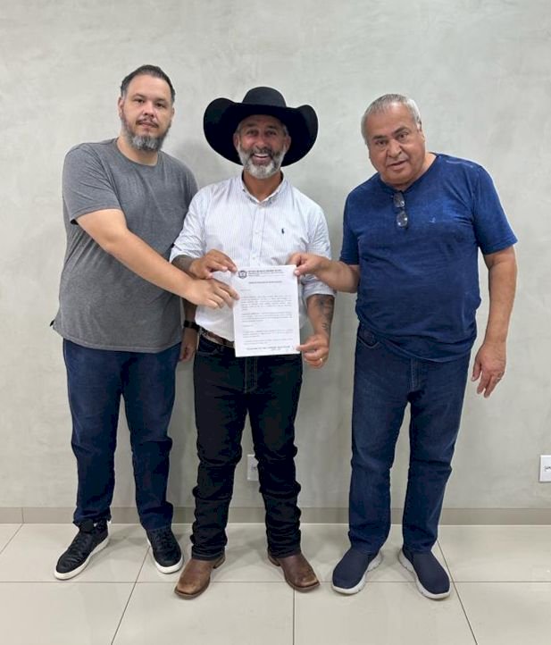 Prefeito de Ivinhema assinou termo de Cessão de uso do Aterro Sanitário