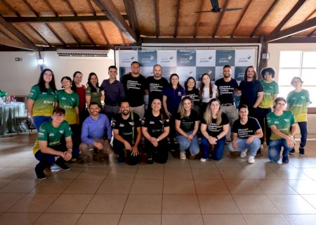 Sicredi Centro-Sul MS/BA encerra atividades do ano com os membros do Comitê Jovem