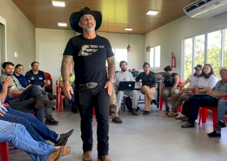 Prefeito de Ivinhema participou de reunião no Parque Estadual das Várzeas do Ivinhema