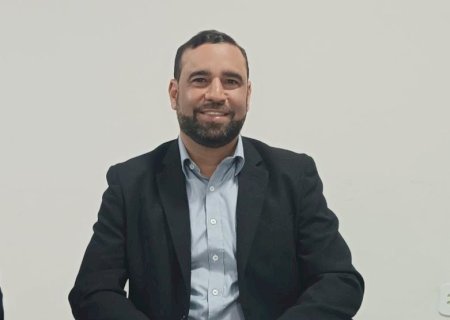 Alessandro apresentou requerimento pedindo informações sobre todos financiamentos aprovados ao município e os valores das parcelas mensais