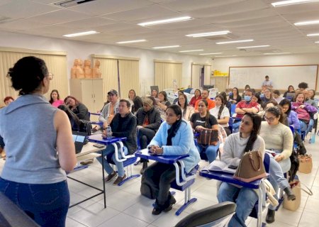 Curso sobre Implanon para Profissionais Médicos e Enfermeiros