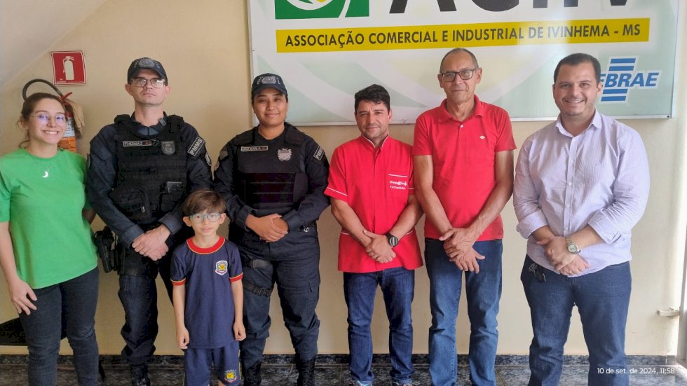 Ivinhema - Presidente da ACIIV recebe a Capitã Ana karla, primeira mulher a assumir o Comando da 2ª CIA/8º BPM