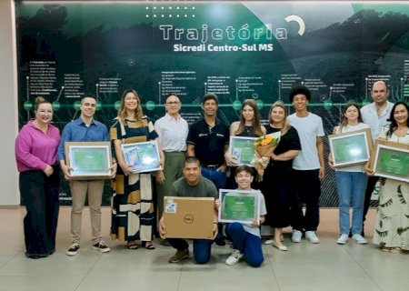 Sicredi Centro-Sul MS/BA premia vencedores do Concurso de Redação