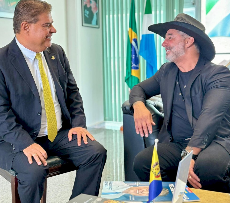Prefeito Juliano Ferro se reuniu com senador Nelsinho Trad em Brasília