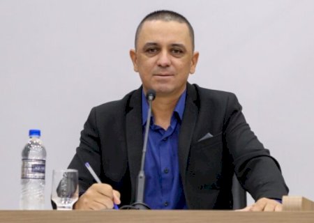 Vagner Policia solicita espaço para melhor idade em eventos e quadras de beach tennis