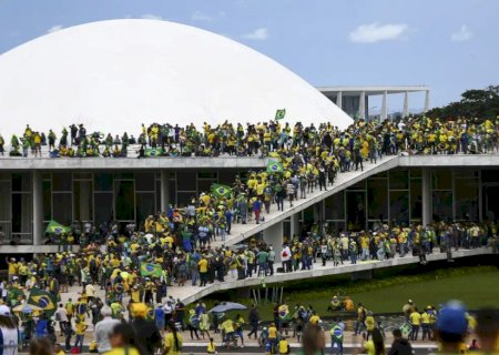 Moraes libera para julgamento núcleo 3 de denúncias sobre golpe