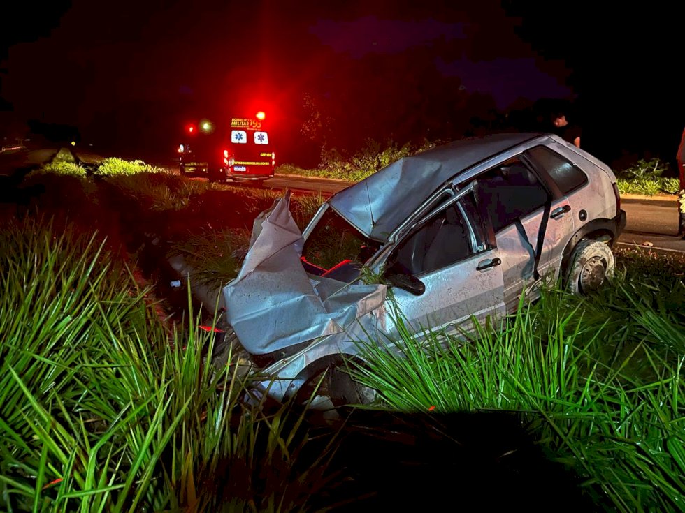 Motorista perde controle da direção saí da pista na MS-134