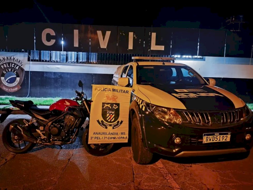 Condutor embriagado ameaça atropelar PM e acaba preso