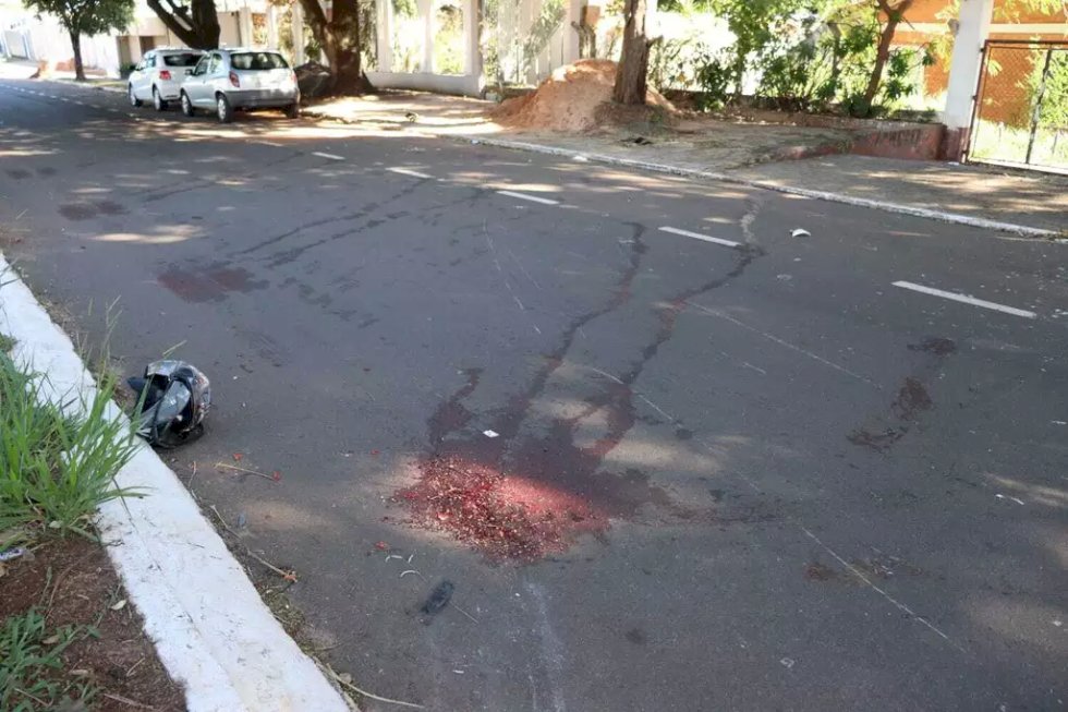 Batida entre motos deixa um morto e outro em estado grave