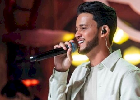 Cantor sertanejo sofre traumatismo craniano durante acidente em rodovia
