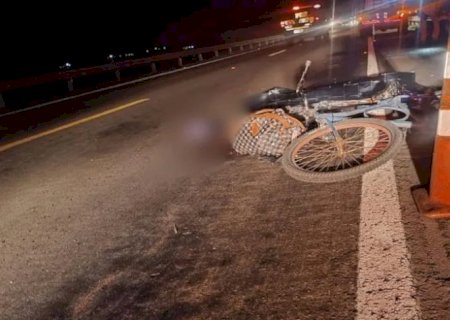 Ciclista morre atropelado em acidente na BR-267 em Bataguassu