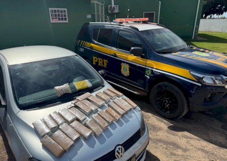 PRF apreende maconha e cocaína