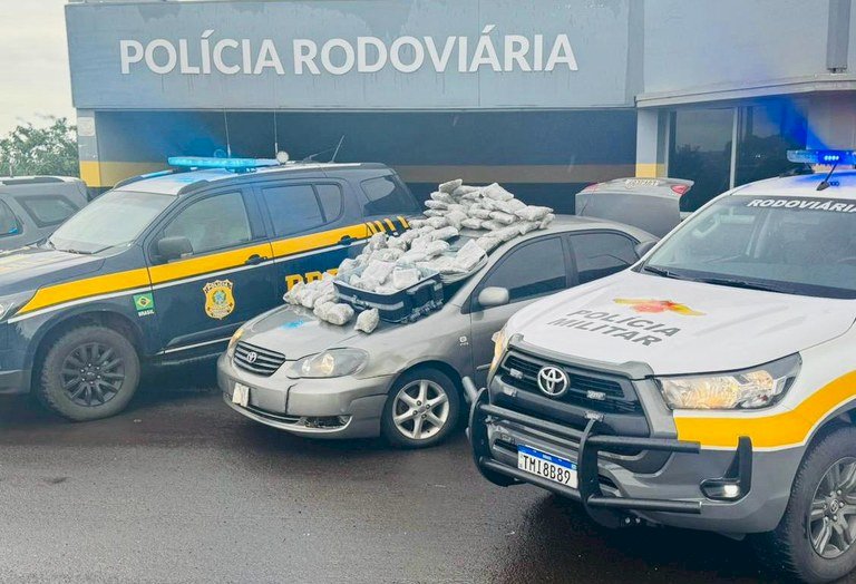 Em ação conjunta com a PM/SP, PRF apreende 66,5 kg de skunk