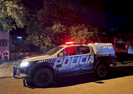Filha encontra mãe morta a facadas e companheiro é principal suspeito