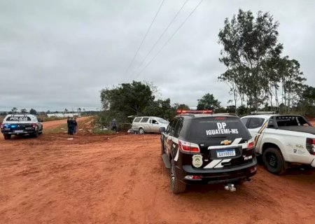 Homem é morto com pisões na cabeça e tem corpo enterrado em cova rasa
