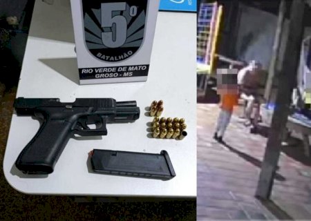 Menino de dois anos dispara arma acidentalmente e mata a mãe