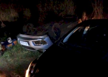 Acidente envolvendo dois veículos na BR 376 entre Ivinhema e Deodapólis