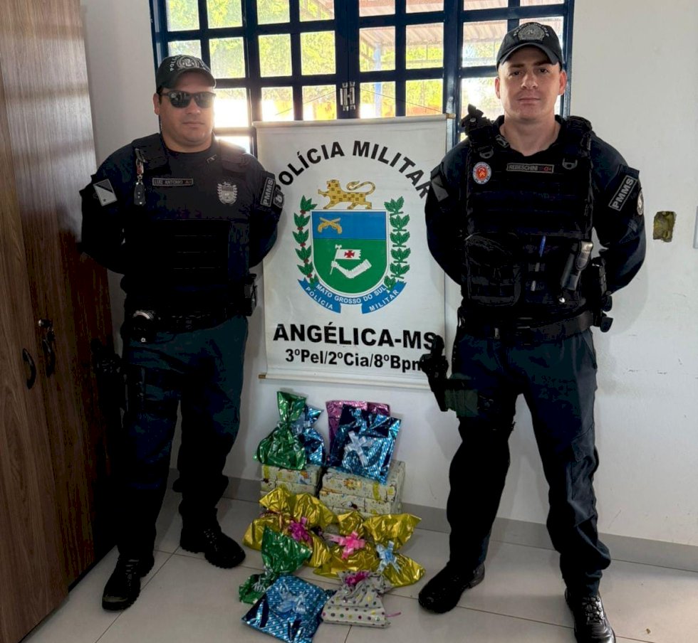 Polícia Militar apoia ação do Conselho de Segurança na entrega de presentes às crianças em Angélica