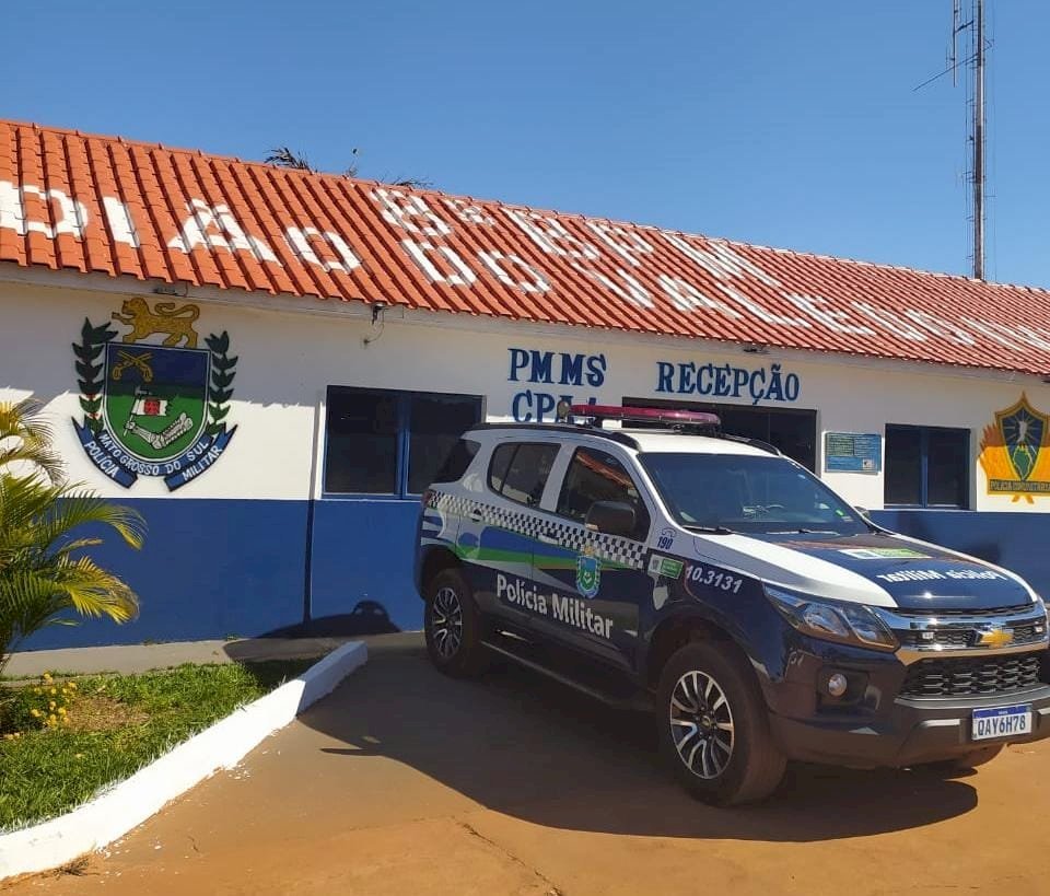 Polícia Militar cumpre dois mandados de prisão
