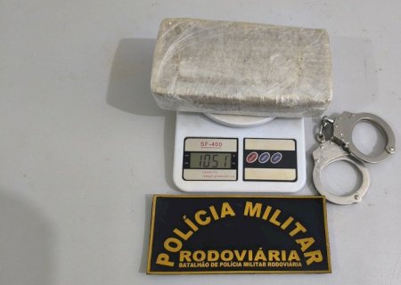 Mulher é presa pela PMR em Angélica com pasta base de cocaína que seria entregue em Ivinhema