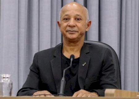 Gerson da Saúde solicita iluminação pública na avenida Fermino Alves de Souza até avenida Manoel Gouveia