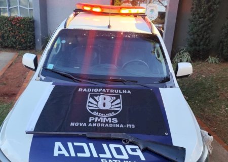 POLÍCIA MILITAR PRENDE HOMEM POR EMBRIAGUEZ AO VOLANTE E PORTE ILEGAL DE ARMA DE FOGO DE USO RESTRITO EM NOVA ANDRADINA