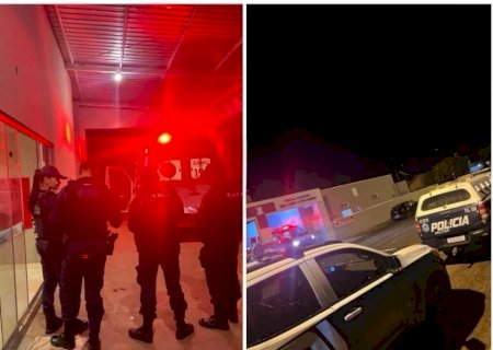 Homem pede cerveja após receber um não esfaqueia duas pessoas
