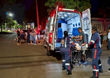Jovem perde o pé em acidente entre moto e carro em cruzamento de Dourados