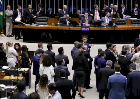 Congresso aprova LDO com superávit de R$ 34 bilhões em 2026
