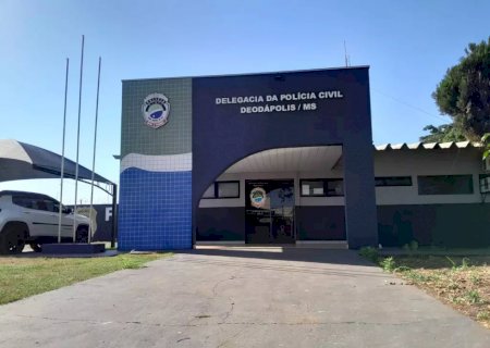 Deodápolis - Servidor é encontrado seminu e inconsciente às margens da BR-376