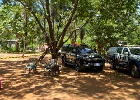 Dois homens morrem após ataques a faca